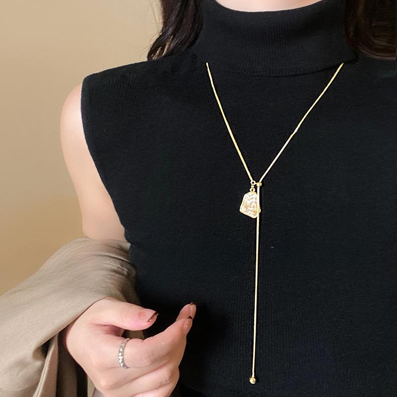 Gold Plated Irregular Round Pendant Necklaces for Women Luxury High-end Adjustable Necklace Fashion Charm Jewelry Daily Wear