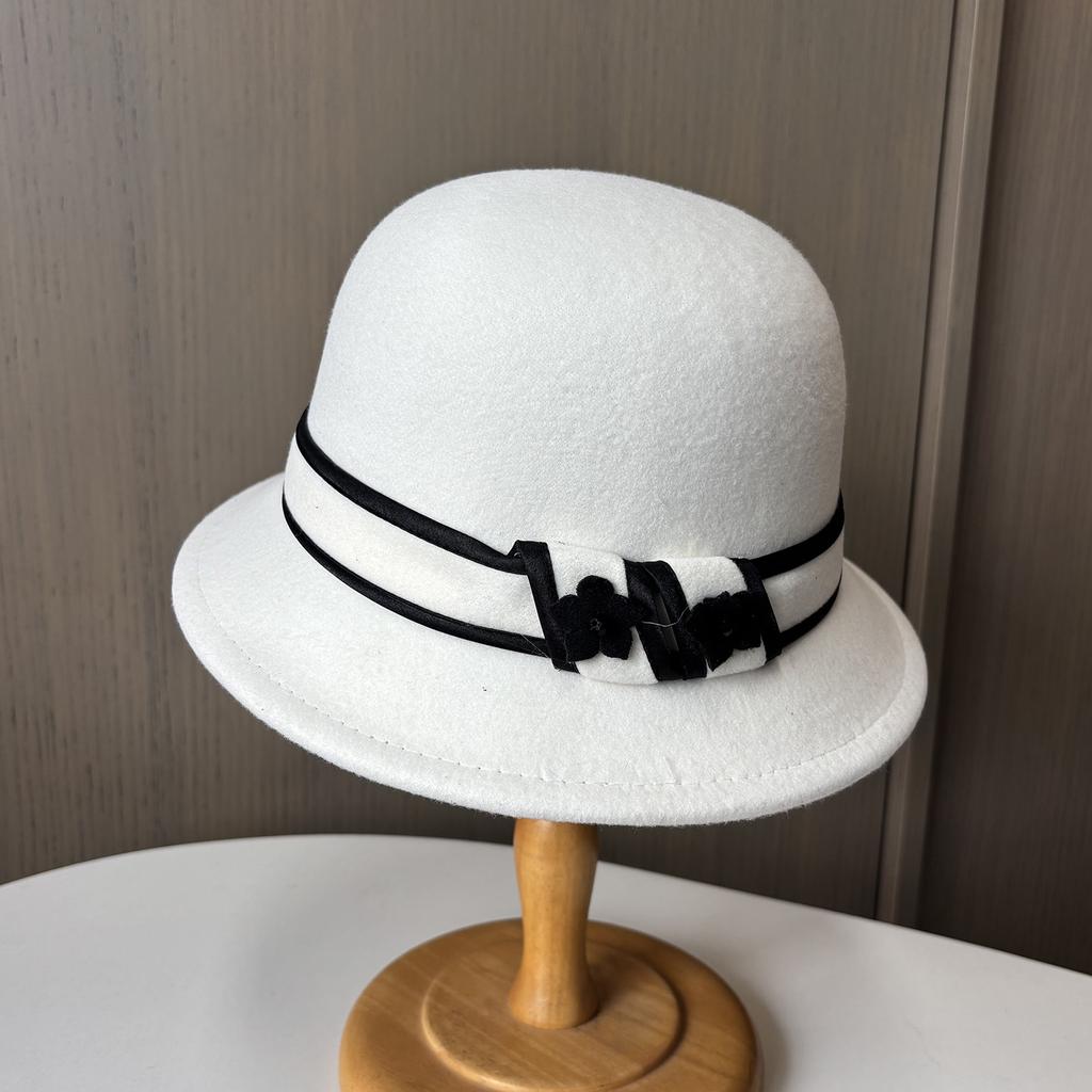 Autumn And Winter British Retro Woolen Hat Women'S Dome Small Edge Thermal Basin Hat Elegant Versatile Simple Felt Top Hat