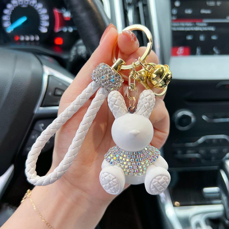 Cute Cartoon Diamond Studded Rabbit Car Keychain, Fashionable Woven Rope Keychain, Couple Bag Pendant Small Gift