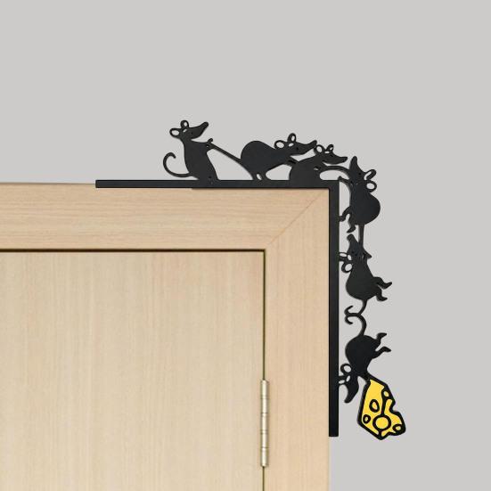 Unique Metal Craft Mouse Door Topper, Funny 6 Mice And Cheese Slice Frame Decor, Punch Free Decoration Cute Rats Wall Art Corner Sign for Living Room,