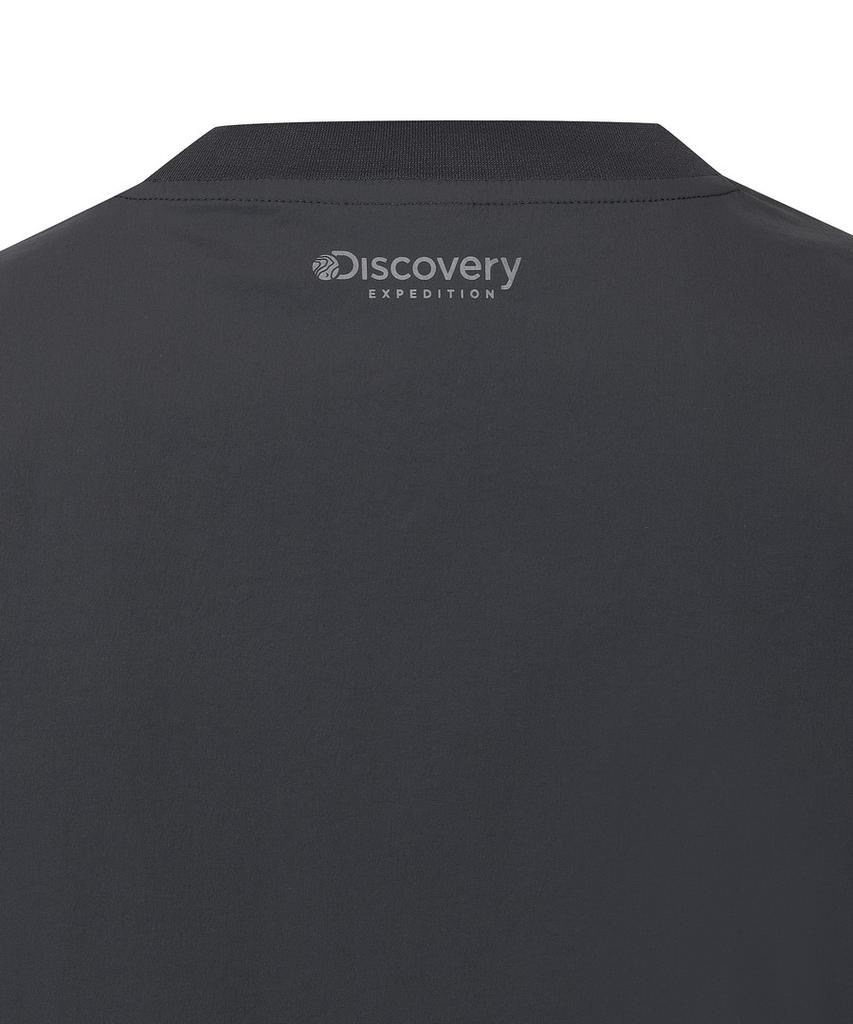 DISCOVERY EXPEDITION Uni Freshvent Essential Woven Short Sleeve T-Shirt (D.Grey)