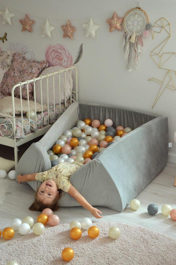 Velvet Gray Foam Playground Hills