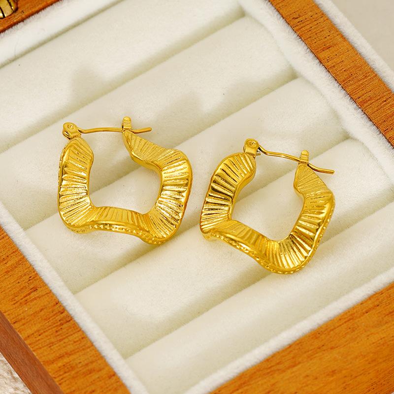 New stainless steel French bohemian retro earrings, featuring a unique and stylish design, perfect for women