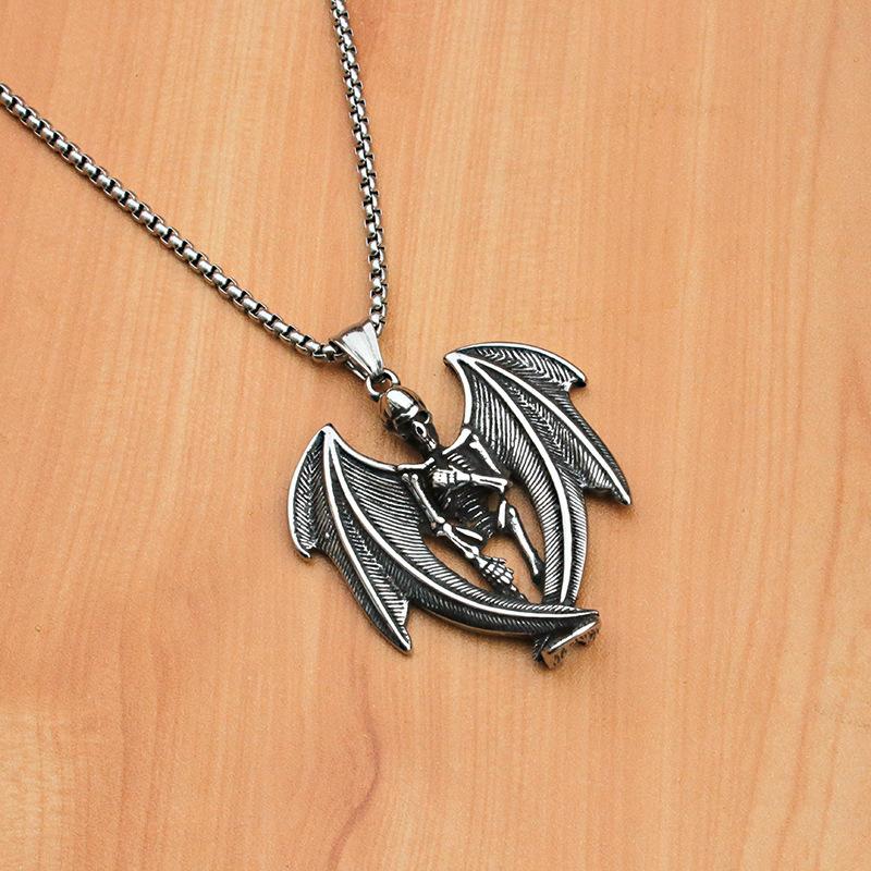 Skeleton with Wings Pendant Pendant, Trendy Men and Women Wearing Titanium Steel Jewelry
