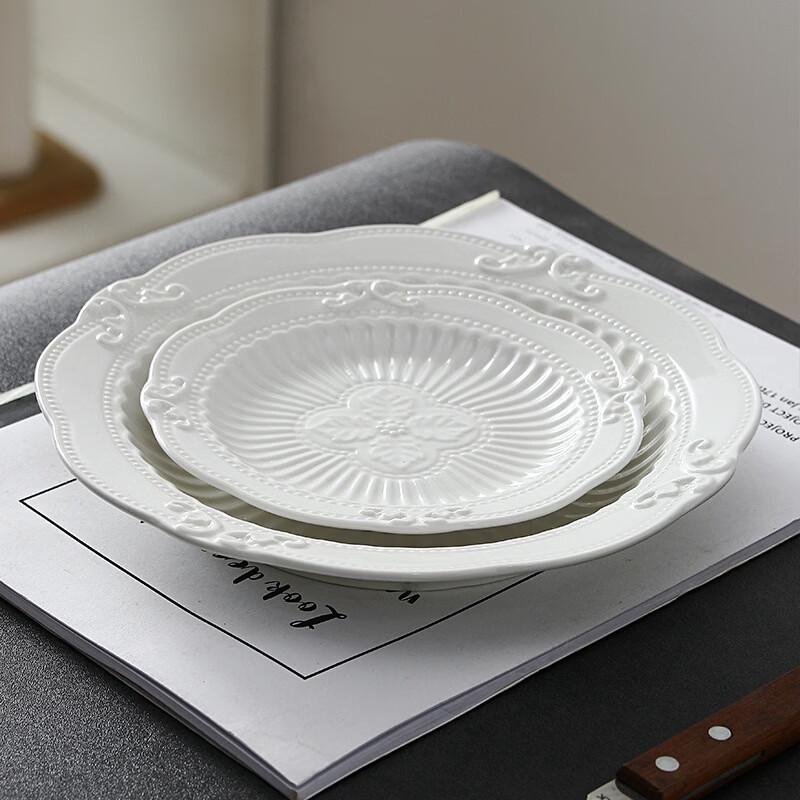 European Style Embossed Butterfly Ceramic Dinner Plate