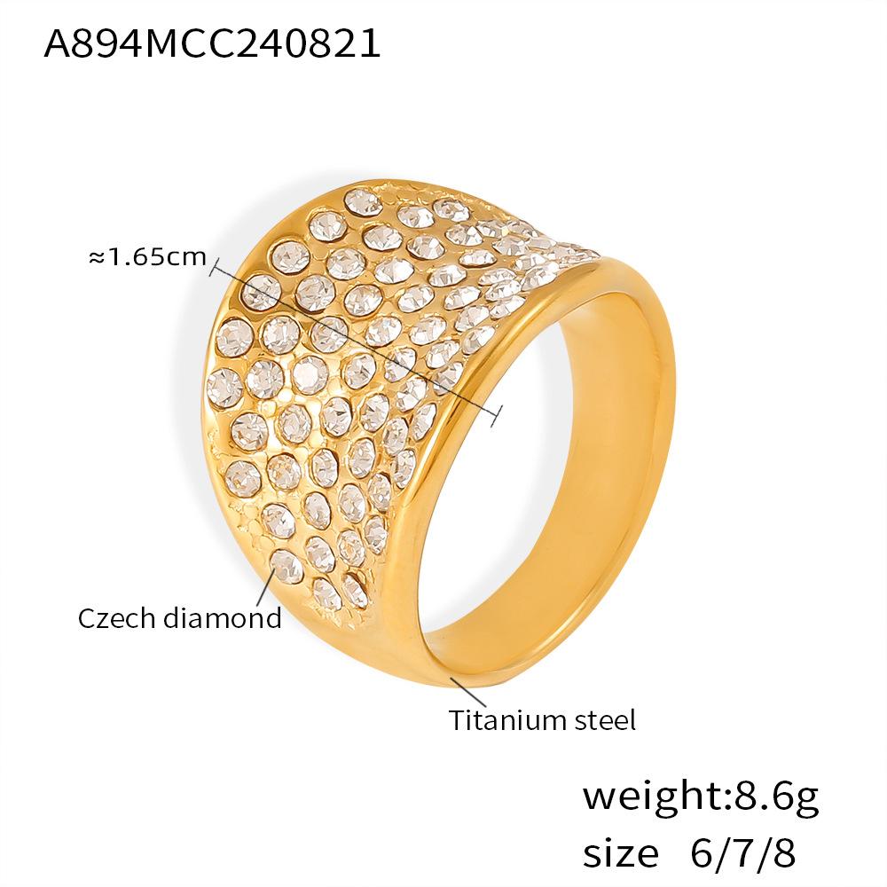 

Ретро-ювелирные изделия, слегка инкрустированные бриллиантами, вогнутое титановое стальное PVD-покрытие, 18-каратное настоящее золото, легкое роскошное кольцо на указательный палец No. 8