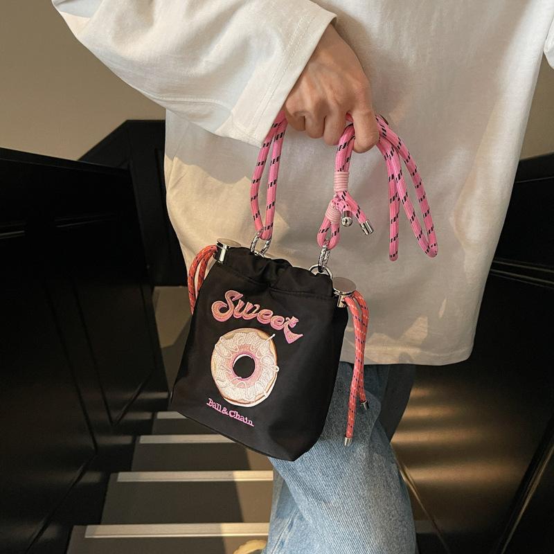 Fashion Embroidery Drawstring Bucket Bag Cute Sweet Girl Mobile Phone Small Satchel Shoulder Bag