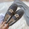 Fashion Women's Plush Flat Shoes Ladies Winter Slip on Furry Loafers Outdoor and Office Wear Fashion Chain Design Winter Warm Snow Boots