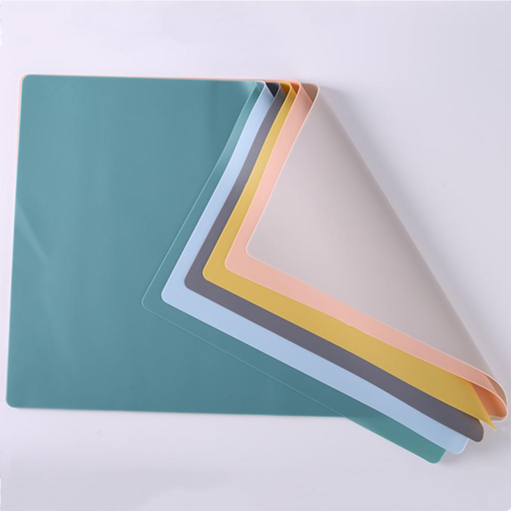 Exquisite Placemat For Dining Table Beautiful And Practical Dining Table Decoration Silicone Mat Light Grey 30*40cm