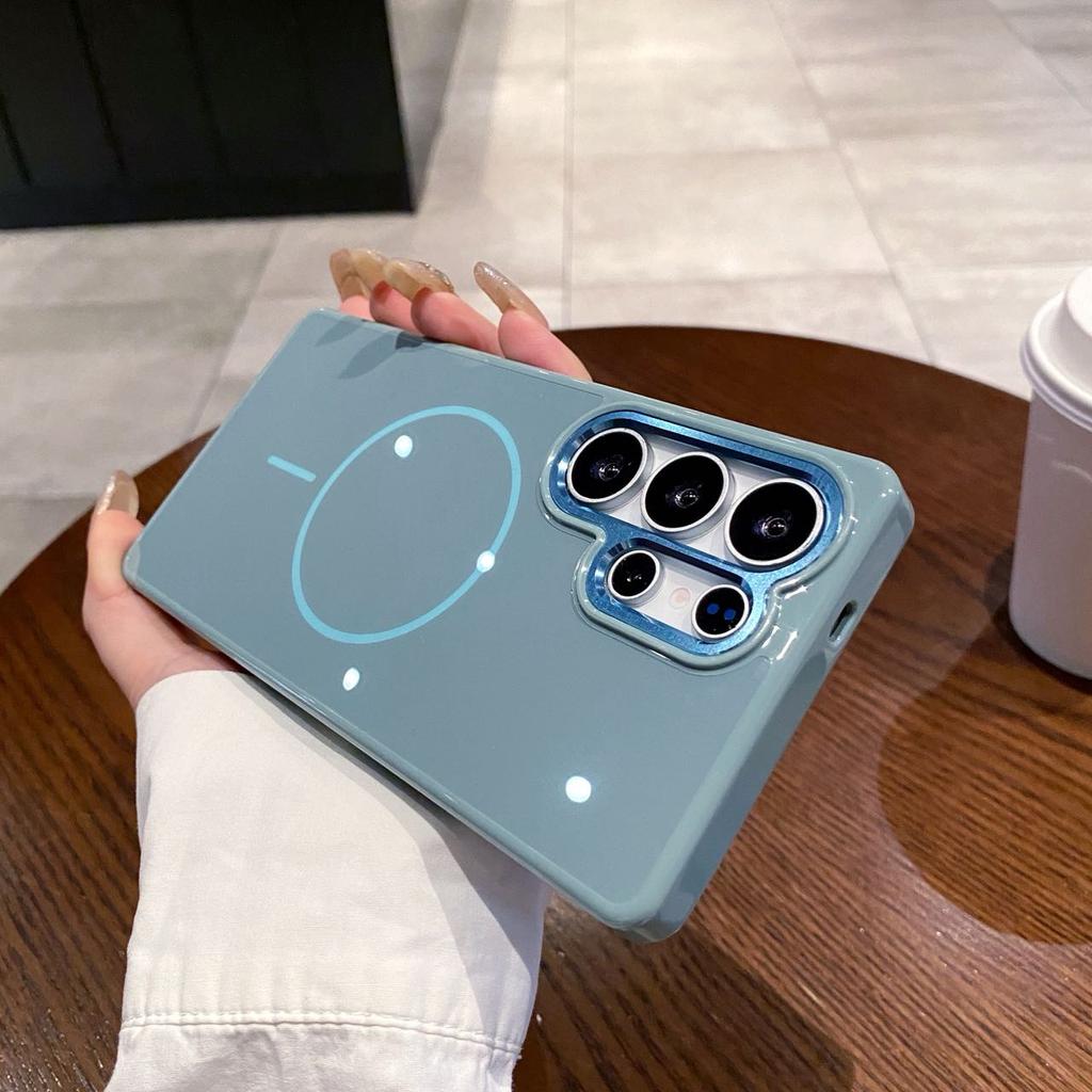 New 2-in-1 Mobile Phone Case with Anti Yellowing, Anti Drop, and Anti Scratch High Gloss Hardware Protection