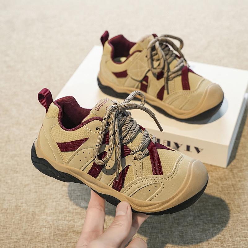 

Boys shoes autumn new children s non-slip soft-soled sneakers medium and large children s boys running hiking shoes 37 красный