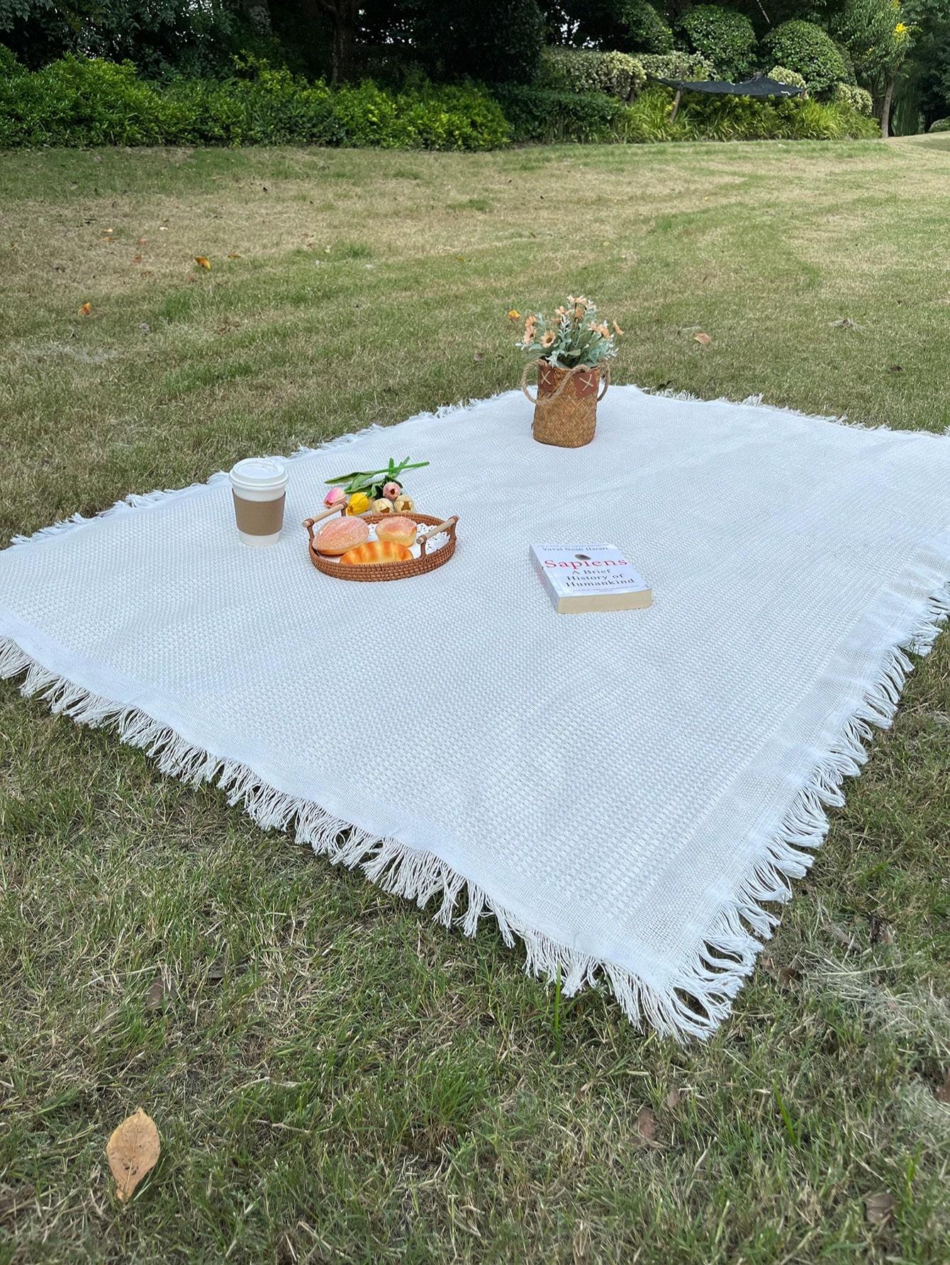 

1pc Portable Cartoon Print Picnic Blanket, Camping Blanket, Beach Towel, Outdoor Patio Garden Tent Mat, Washable Warm Blanket 1PC-90x90cm бежевый