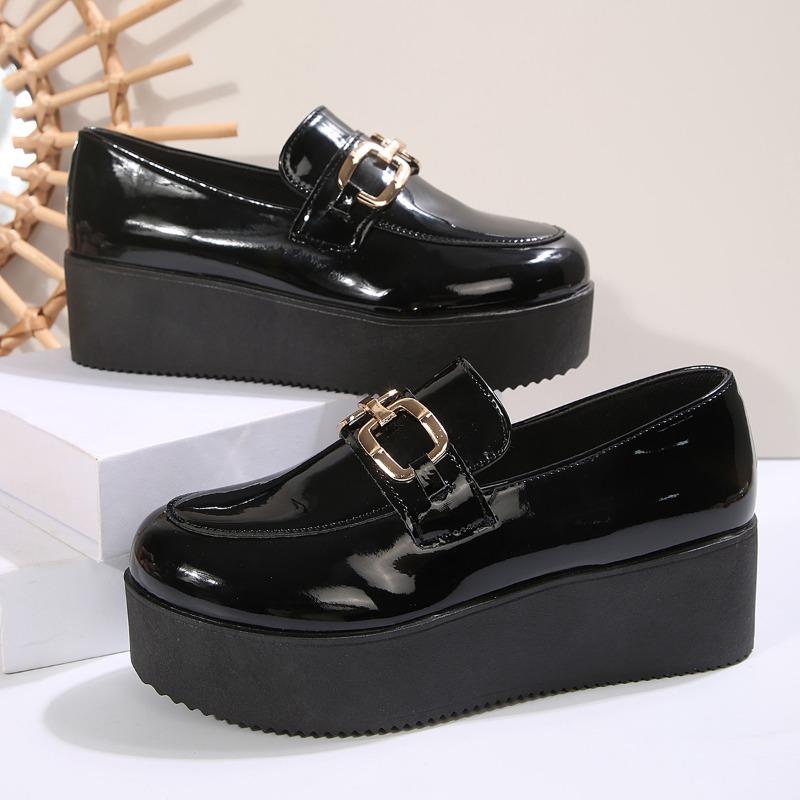 Fashion Patent Leather Single Shoes Autumn New Round Toe Deep Mouth Metal Buckle Platform Non-Slip Heeled Loafers