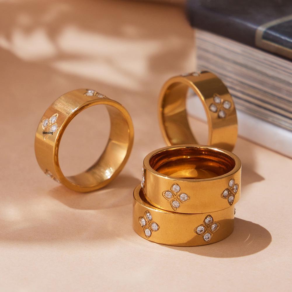 18K Gold-Plated Stainless Steel Prong-Set Plum Blossom CZ Ring - Simple, Non-Fading Fashion Jewelry