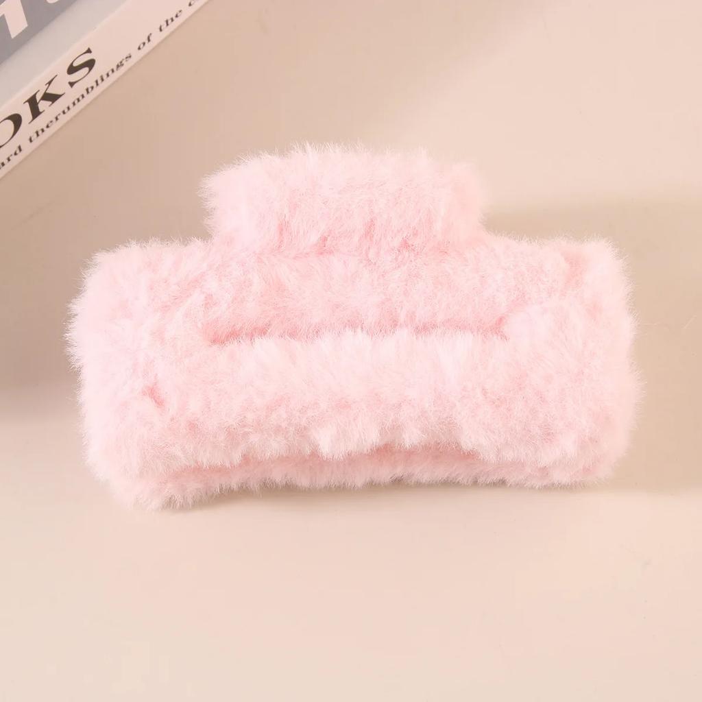 Winter Plush Square Hair Claw for Women Korean Elegant Acrylic Hairpins Faux Fur Hair Clip Girls Barrette Crab Hair Accessories