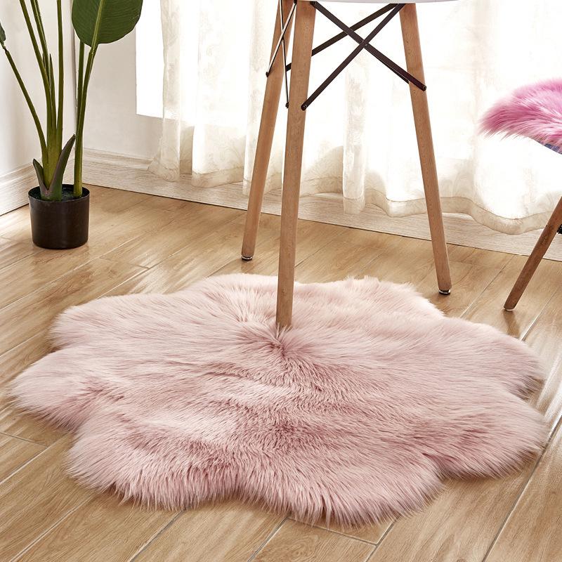 Plum Blossom Long Pile Flower Pattern Carpet - Home Decor Floor Mat for Living Room & Bedroom
