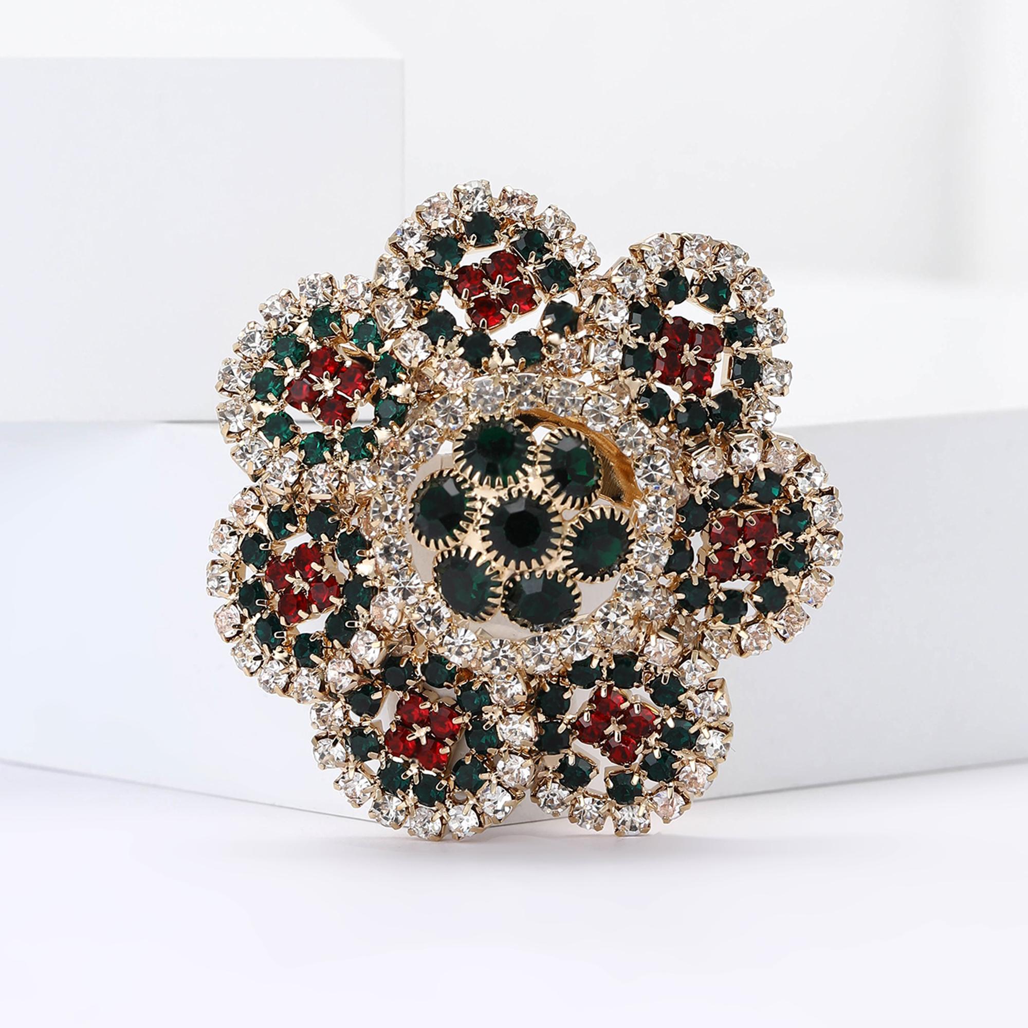 Fashion Rhinestone Chain Brooches for Women Unisex Light Luxury Baroque Pins Event Party Backpack Decoration Clothes Accessories