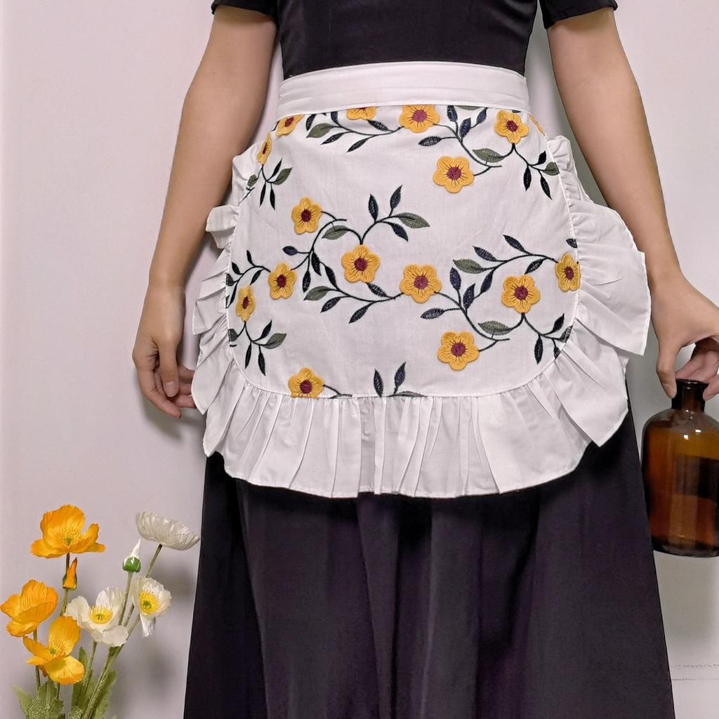 Half-waist women's outdoor picnic camping cotton small daisy embroidered white half-length apron