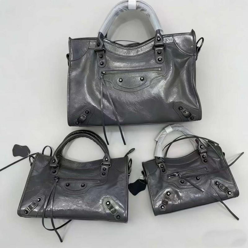 Womens Genuine Leather Crossbody Bag - Oil Wax Cowhide Rivet Detail Cracked Texture Medium Size Street Style