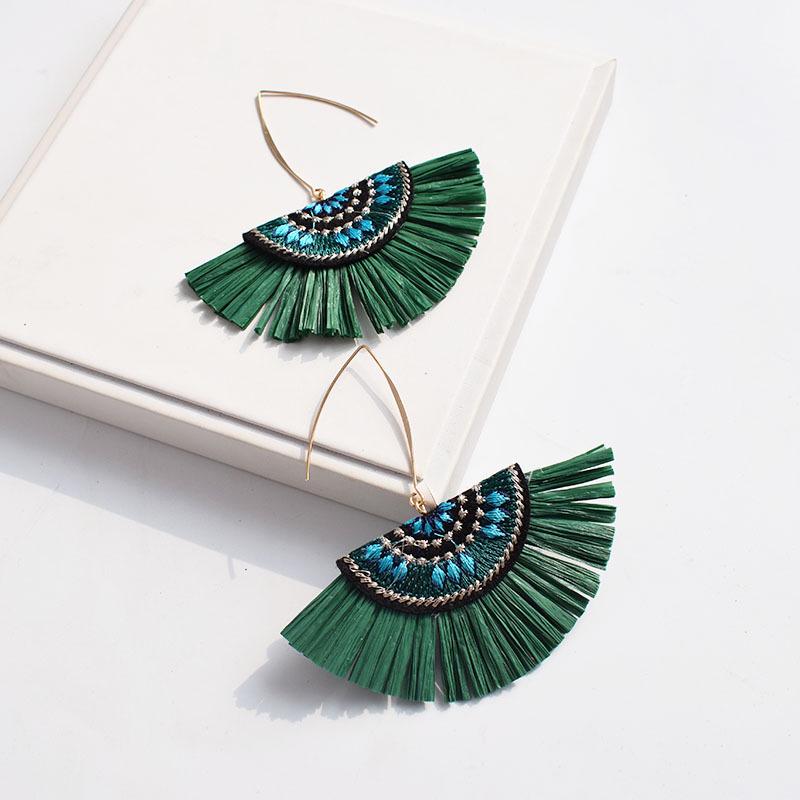 European & American Retro Raffia Tassel Stud Dangle Earrings