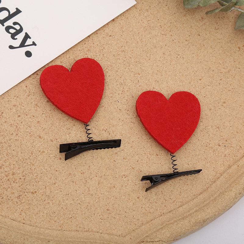 Korean Cute Flower & Heart Hairpin: Creative & Fun Design