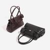 2026 Autumn and Winter New Bost Bag Shoulder Crossbody Bag Commuting Large Capacity Armpit Fashiable Tote Bag