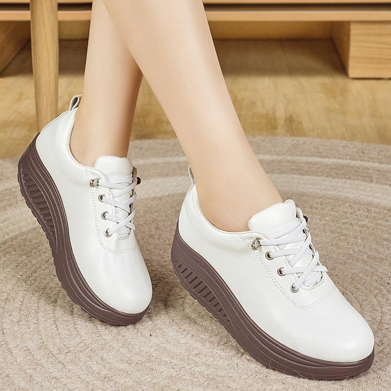 Женские туфли на платформе черные повседневные кожаные белые туфли толстая подошва увеличивающая рост Shake Shoes 35 белый 2854₽