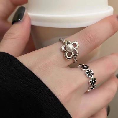 Schwarze Drip Glaze Kleiner Blume Öffnungsring Damen Süß Retro Temperament Zeigefingerring Hoher Sinn Vielseitig Nischenring
