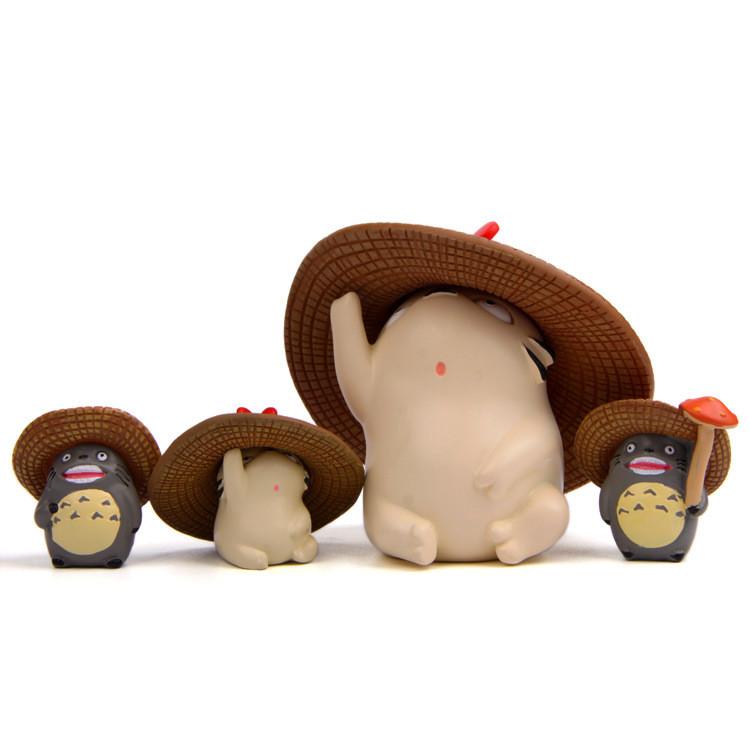 Cartoon My Neighbor Totoro Small Resin Sculpture With Straw Hat For Miniature Landscaping And Gift Use