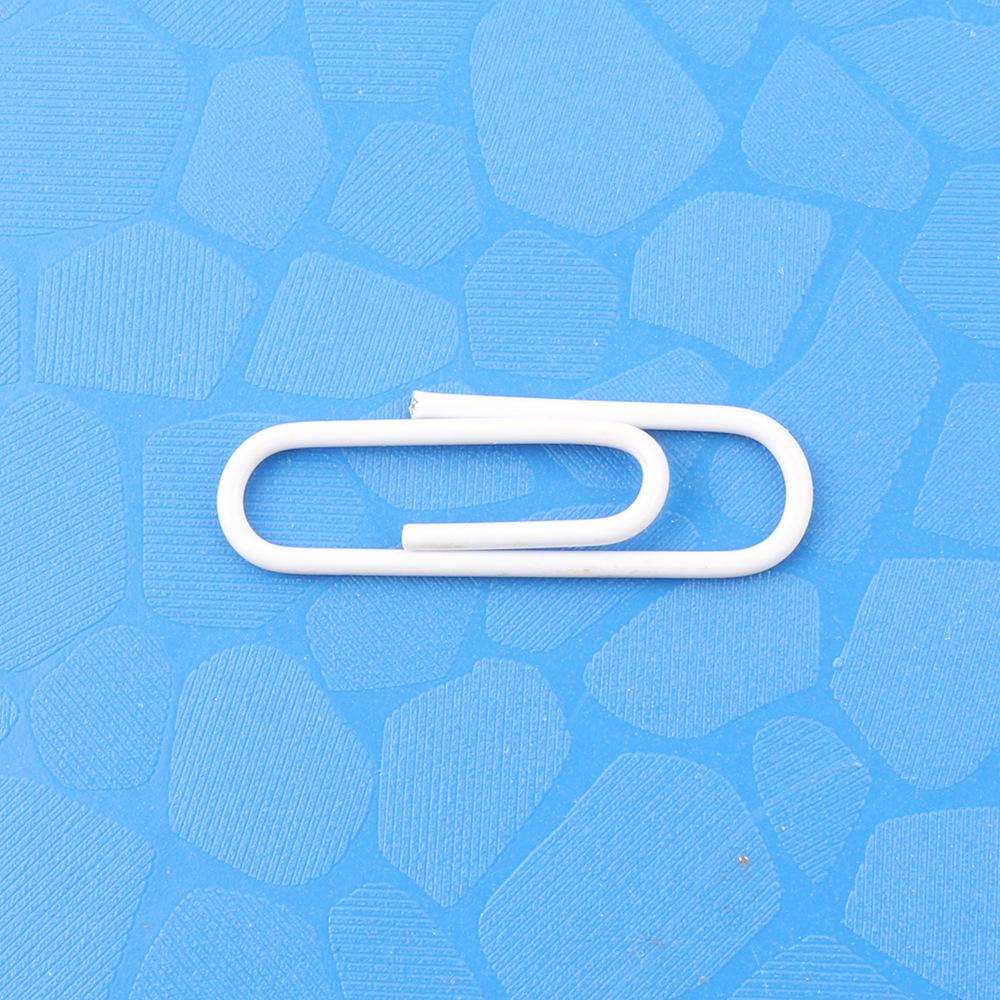 Student Office Anti-Rust Plastic-Coated Metal Paper Clips, 28mm White Binder Clips for Desktop Organization (Bulk Pack)
