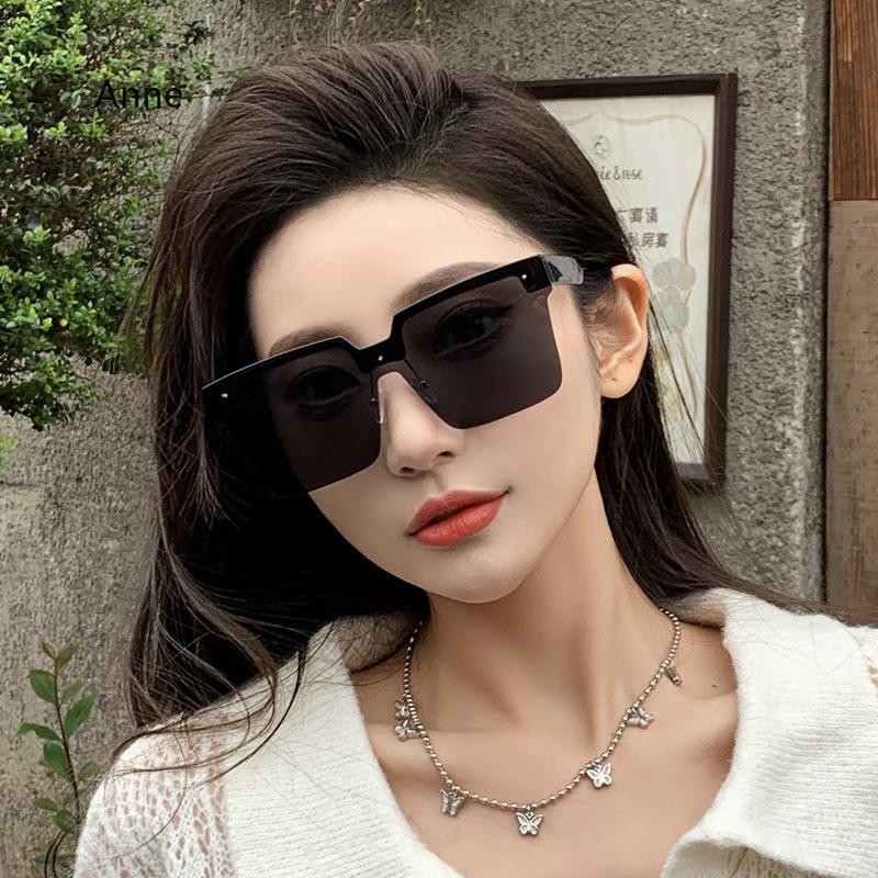 

Luxury Oversized Sunglasses for Women Frameless Chic Lightweight Gafas De Sol Mujer Sun Glasses