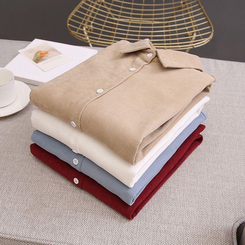 Fashionable and Chic White Blouse, Loose and Comfortable Korean-style Pure Color Shirt for Women, Suitable for Spring and Autumn.