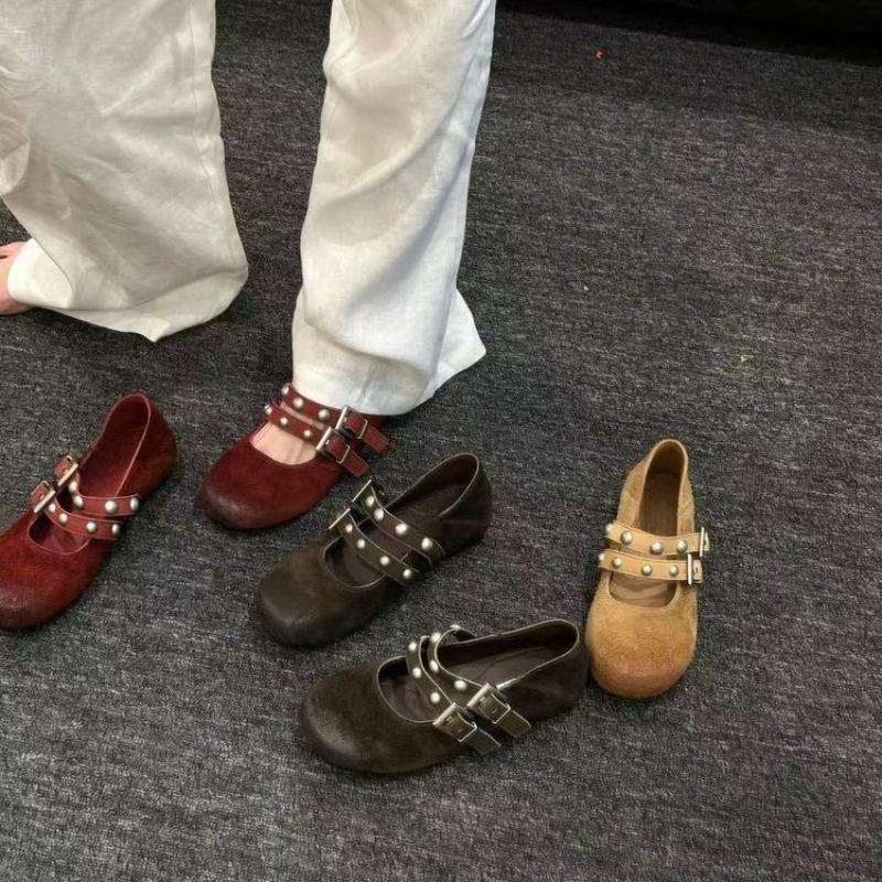 Fashion Rivet Buckle Single Shoes Autumn New Round Toe Shallow Mouth One Strap Soft Sole Non-slip Comfortable Flats