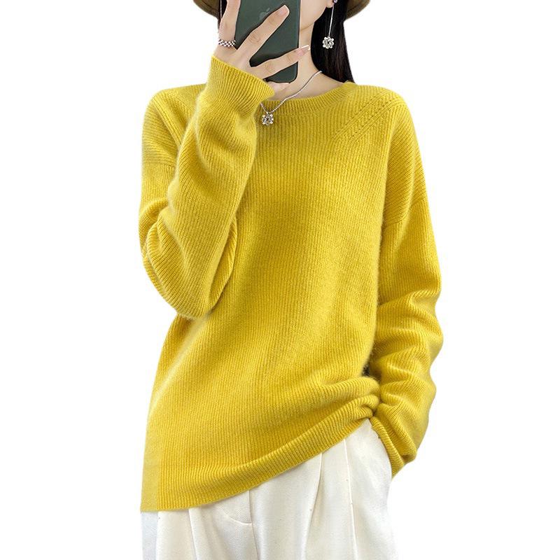 Women's Slimming Wool Pullover Sweater - Loose Knit, Versatile Autumn/Winter Base Layer, Solid Color, Round Neck.