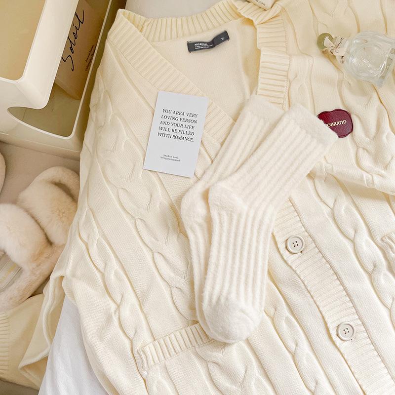 Women In Autumn and Winter Add Velvet and Thick Warm Yuezi Tube Floor Socks