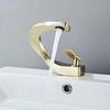 Rubinetto per lavabo da bagno in ottone Acqua calda e fredda Rubinetti per lavabo Creativo Lussuoso Rubinetto per lavabo Montaggio a ponte Torneira Banheiro Vintage