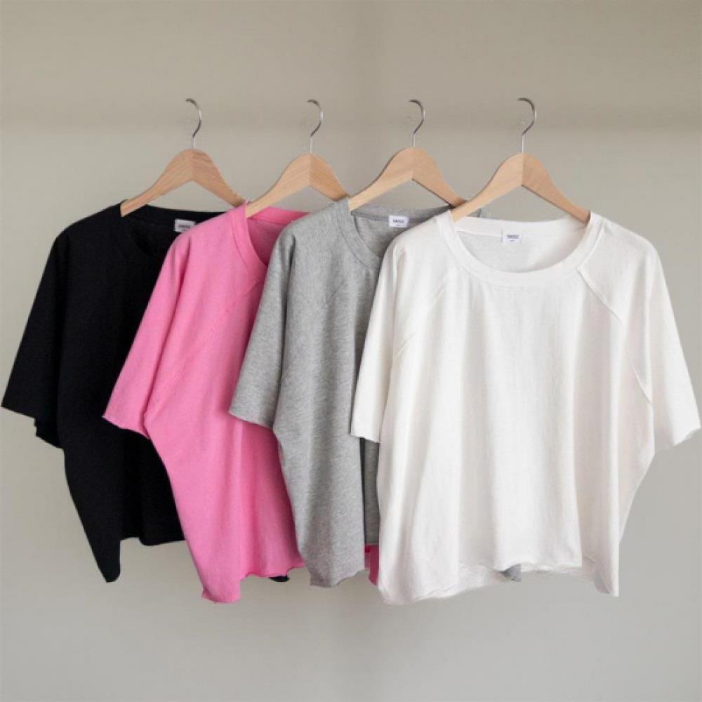 New Arrivals Open Run Women Oversized Raglan ShorT Sleeve T shirT Back paTch