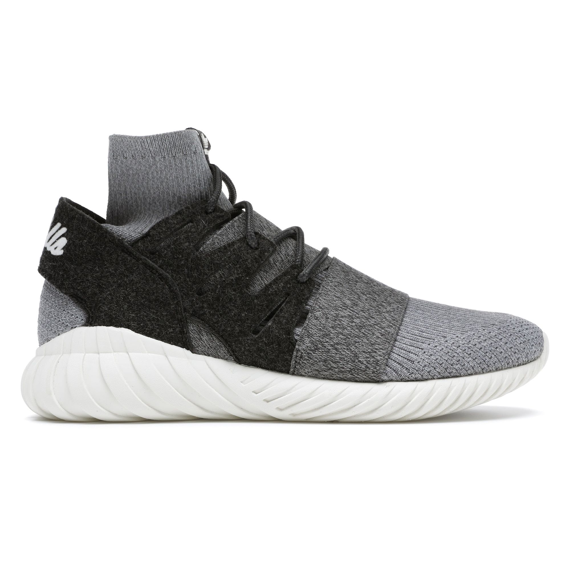 

Кроссовки унисекс adidas Ronnie Fieg x Tubular Doom Just Us Серый уголь AQ3913