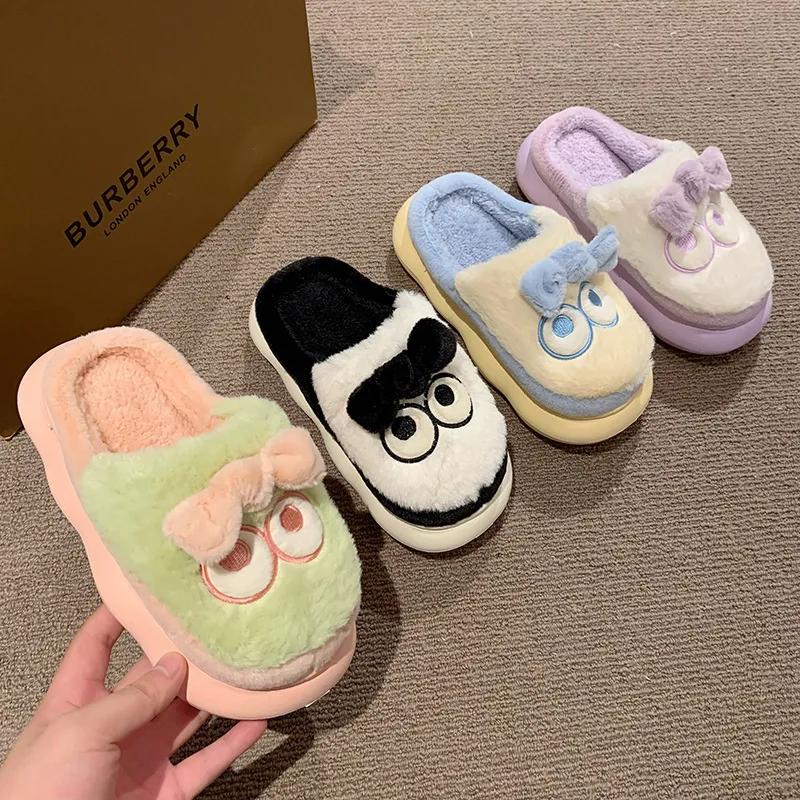 2024 Neue Cartoon-Plüsch-Hausschuhe für Damen, dicke Sohle, leichte Freizeit-Hausschuhe aus Baumwolle mit großer Augenschleife