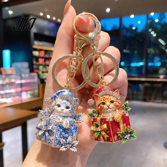Christmas Cat Keychain Gift Box Keychain, Bling Rhinestone Kitten Keyring Portable Backpack Charm Pendant, Handbag Decorative Accessory for