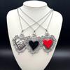 Sacred Flaming Hearts, Sacred Flaming Corazon, Ex-Votos Hearts, Mexický náhrdelník Milagros, Náhrdelník Hořící srdce, Gotické šperky,