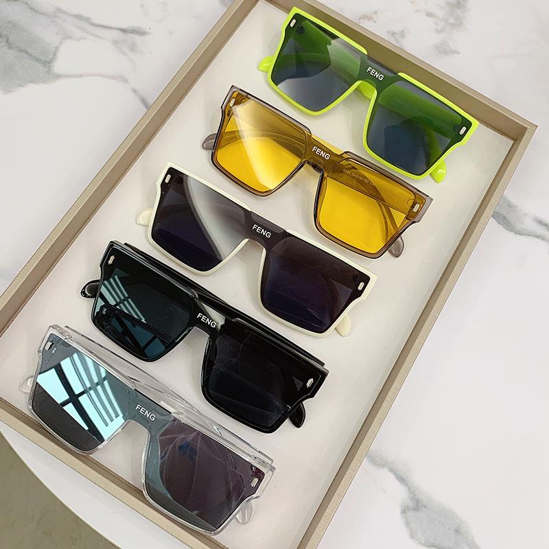 New Women Square Sunglasses Women Brand Designer Fashion Big Frame Sun Glasses Women Outdoor Leisure Eyewear UV400