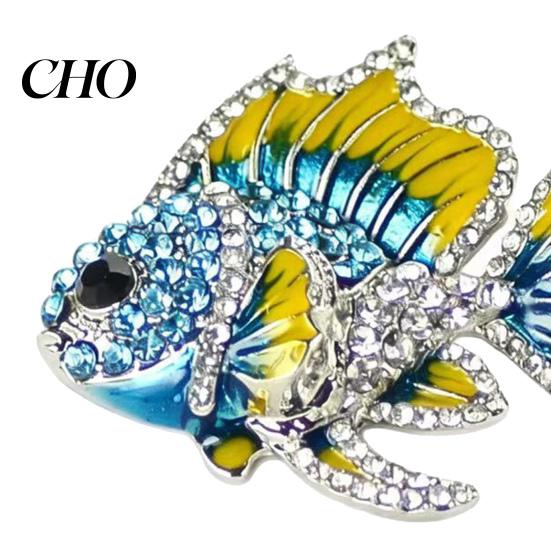 Colorful Fish Jewelry Brooch Pin Enamel Finish Rhinestones Inlay Tropical Design Sweaters Badge Alloy Electroplated Base Suits Coats Daily Wear