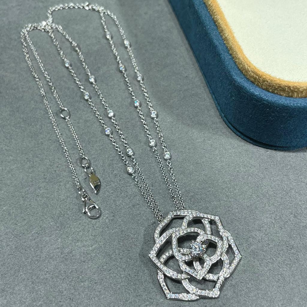 New Vintage Hot Brand Women's Necklace Luxury Jewelry For Women Designer Pendant Pure 925 Sterling Silver Party Rose Necklaces
