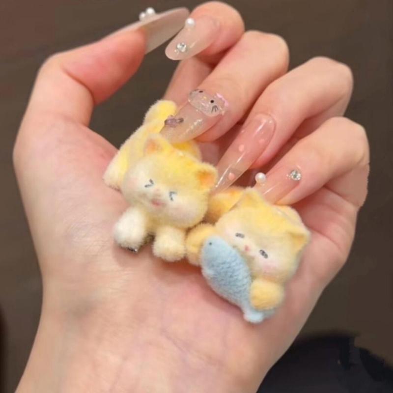 2pcs Flocking Cats Design Hair Clip Cartoon Shape NonSlip Grip Hairpin Side Clip For Women Little Girl Daily Outfit
