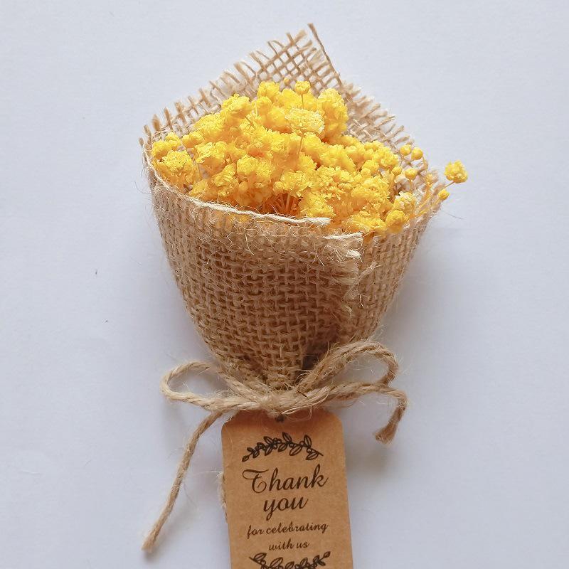 Mini Car Bouquet with Magnetic Preserved Flower, Aroma Diffuser, Dried Flower, Gift Card, Small Bouquet