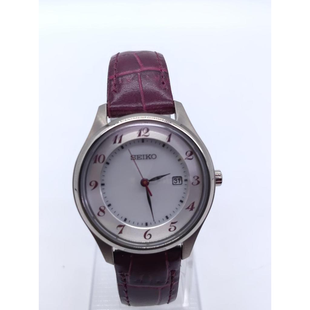 Used SEIKO V137-HAA0 Watch