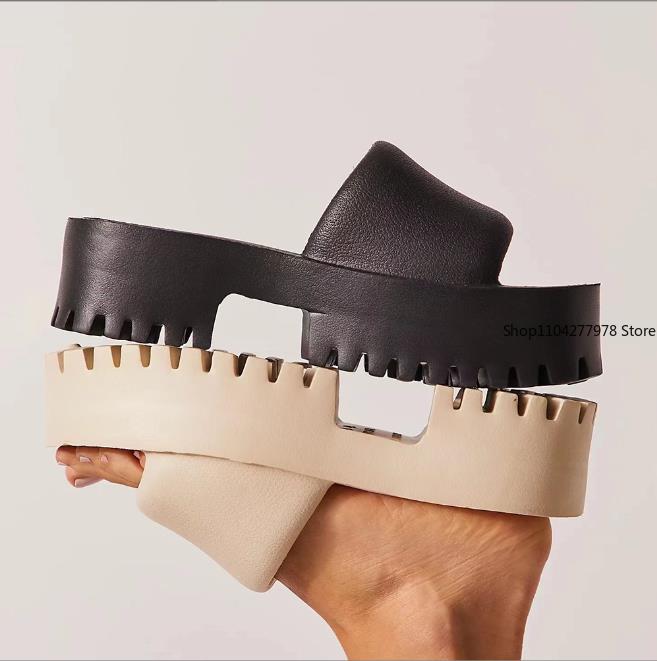 Fashion Punk Chunky Heels Mules Shoes Sandals For Women Rivet Platform Slide Sandals Open Toe Summer Street Goth Shoes Beach Shoes