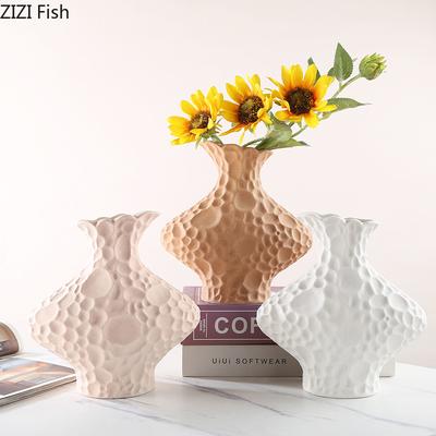 Kreative Keramikvase mit mattem Knittereffekt, künstliche florale Dekoration, dekorative Blumentöpfe, Schreibtischdekoration, Blumenarrangement, moderne Dekoration