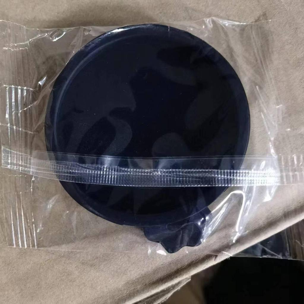 Silicone Pet Food Can Lid - Airtight Seal for Cats & Dogs, 3-in-1 Design